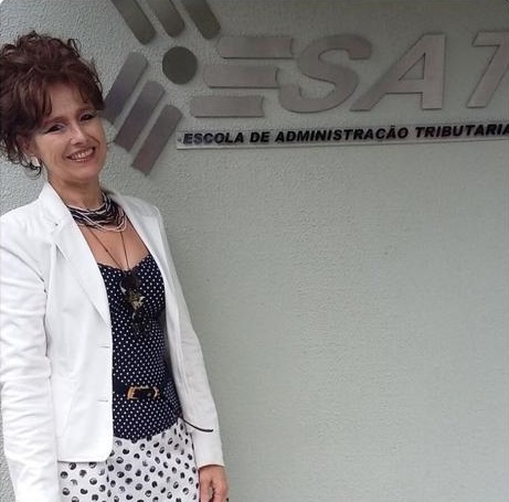 Auditora Fiscal Raquel Rodrigues na Escola de Administração Tributária
